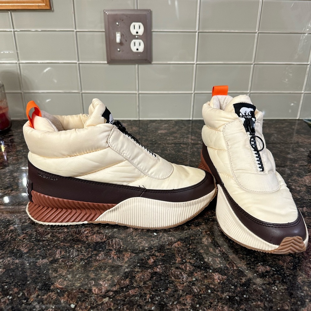 Sorel OUT N ABOUT III  size 8
